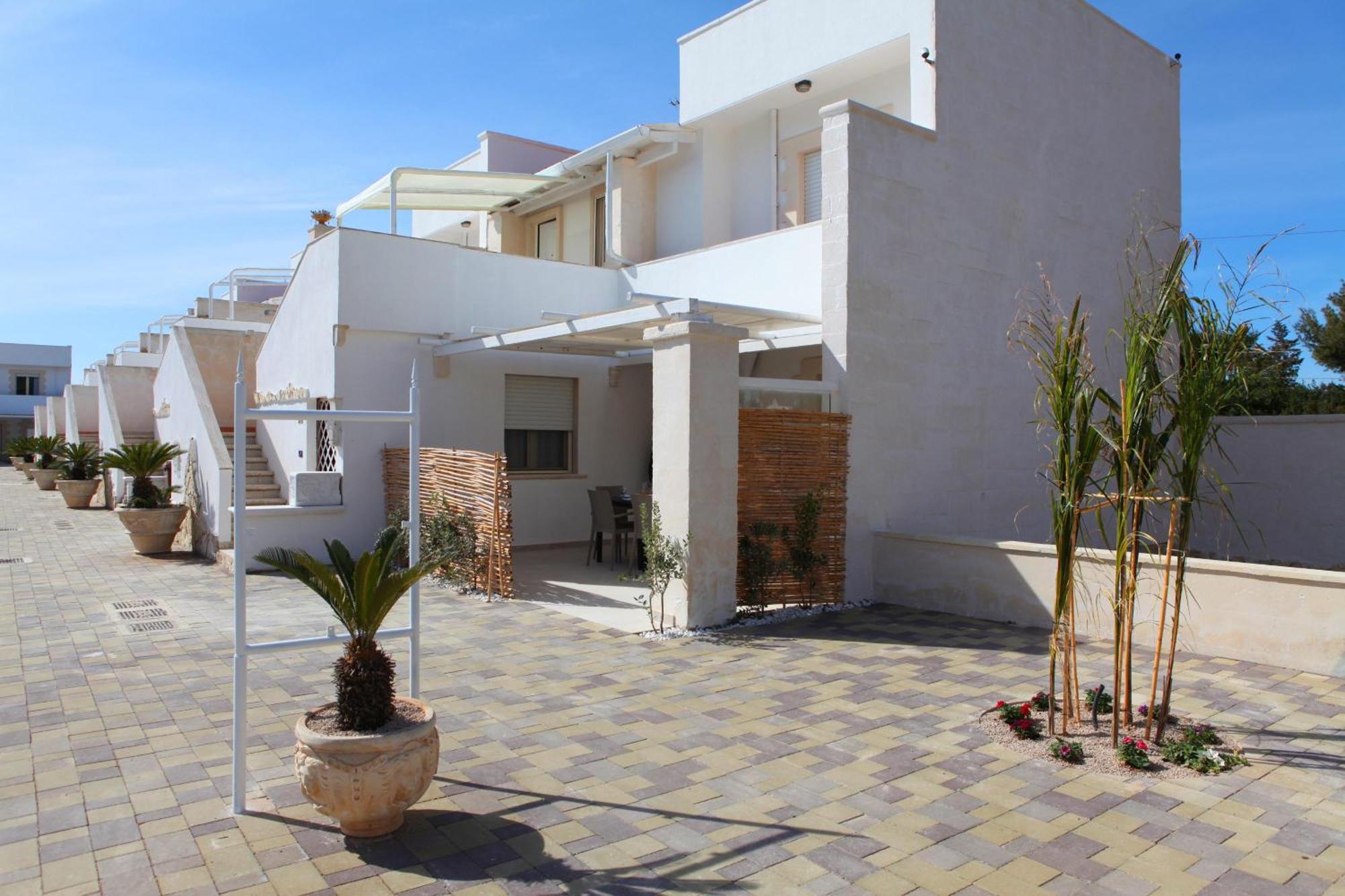 Pino Resort With Shared Pool Torre Lapillo Extérieur photo