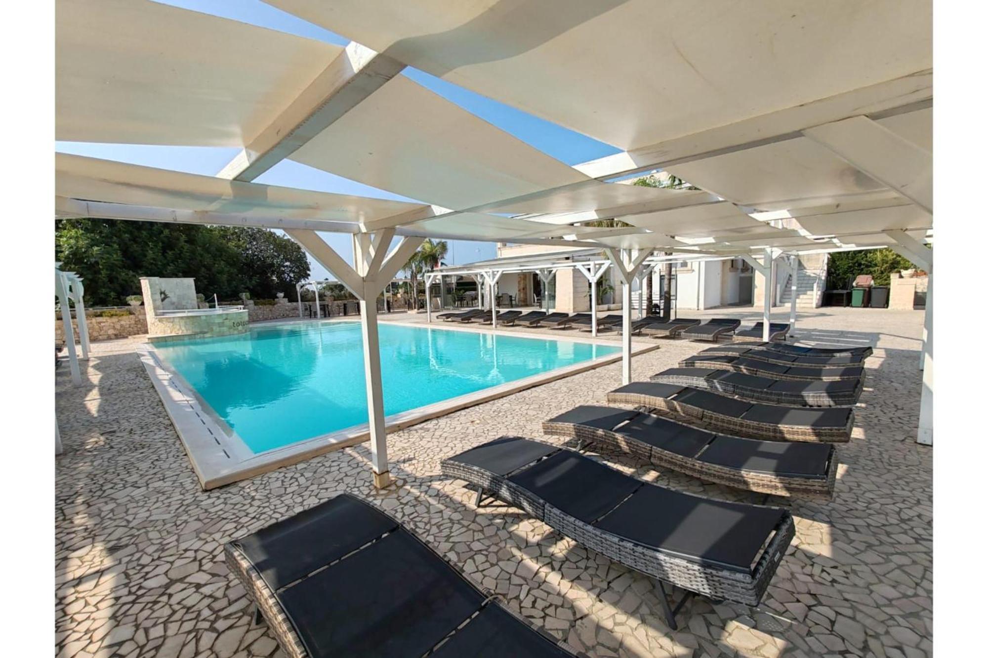 Pino Resort With Shared Pool Torre Lapillo Extérieur photo
